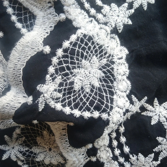 Anthropologie Black and Cream Floral Blouse - Picture 10 of 10